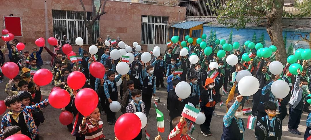 ۱۳ آبان روز دانش آموز
